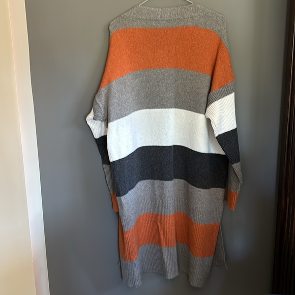 Allison Joy Cozy Fall Color Blocked Long Sweater - Picture 5 of 7